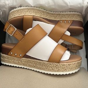 Torrid 8.5 espadrille sandal’s